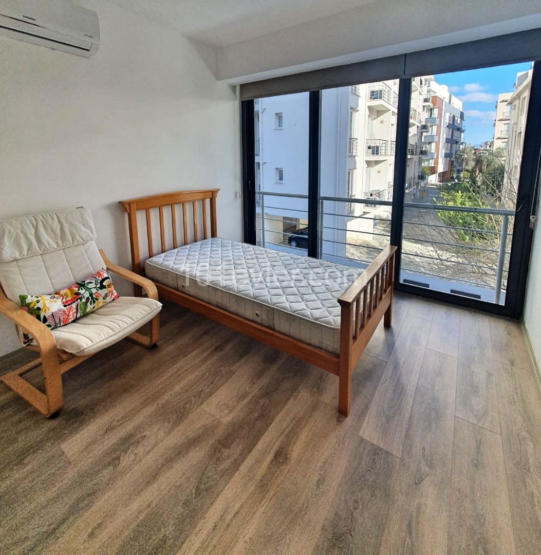 Flat To Rent in Girne Merkez, Kyrenia