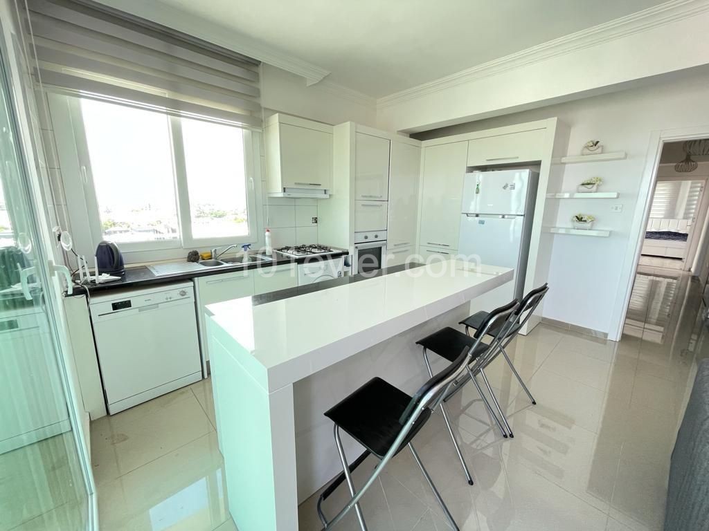 KIBRIS GİRNE MERKEZ'DE 2+1 TÜRK KOÇANLI SATILIK PENTHOUSE