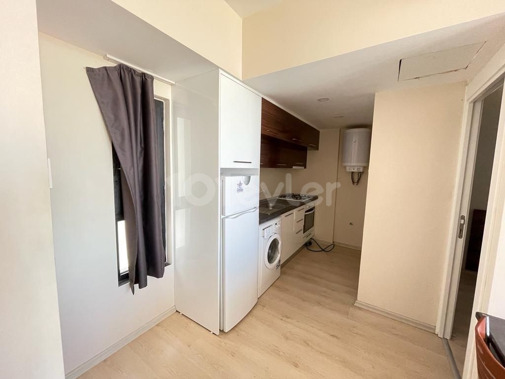 1+1 WOHNUNG ZU VERMIETEN IN ZYPERN KYRENIA ZENTRUM ** 