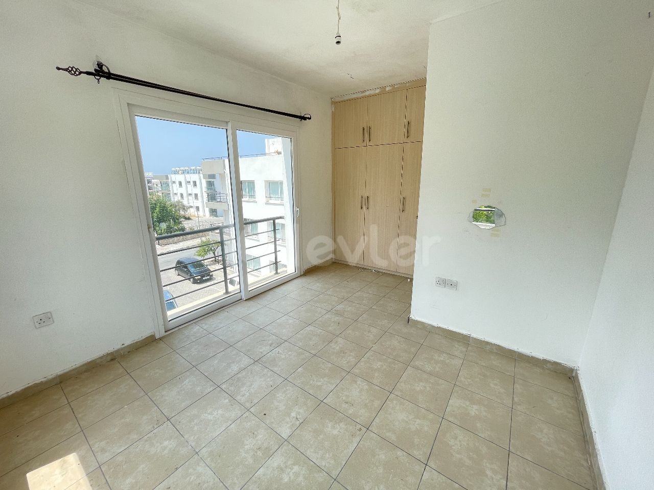 KIBRIS GİRNE ALSANCAK BÖLGESİNDE 2+1 SATILIK DAİRE