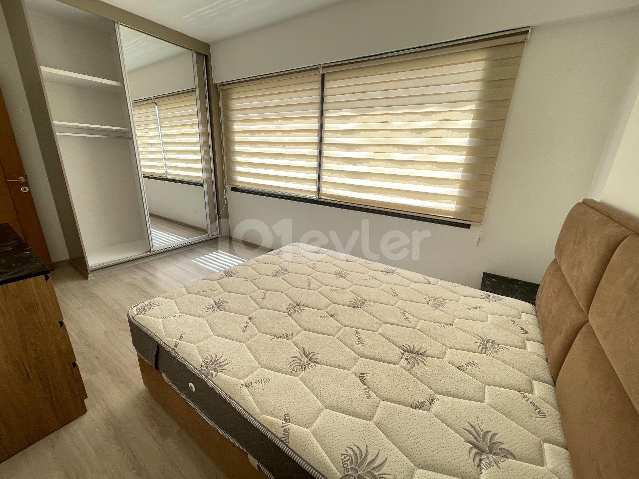 2+1 WOHNUNG ZU VERMIETEN IN ZYPERN KYRENIA ZENTRUM ** 