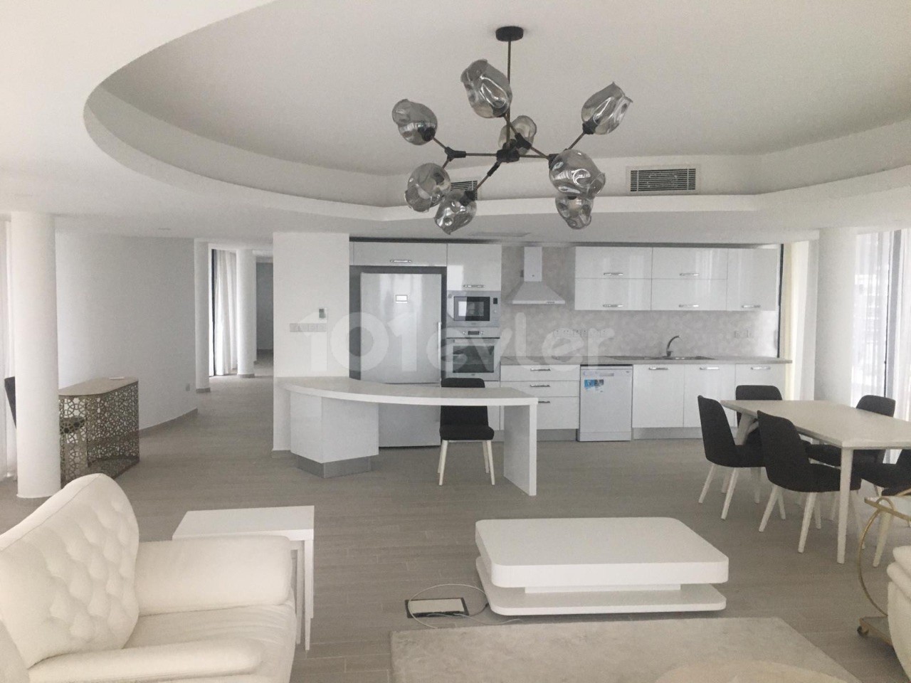 Penthouse To Rent in Girne Merkez, Kyrenia