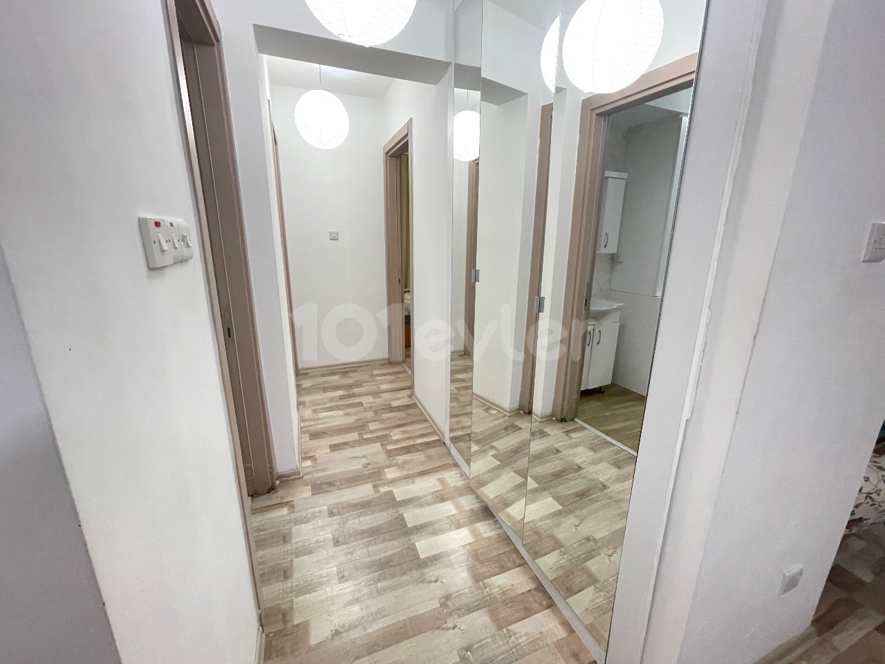 KIBRIS GİRNE MERKEZDE 2+1 SATILIK DAİRE 