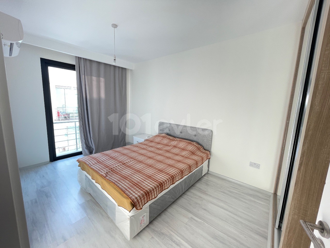 2+1 WOHNUNG ZUR MIETE IM ZENTRUM VON ZYPERN GİRNE