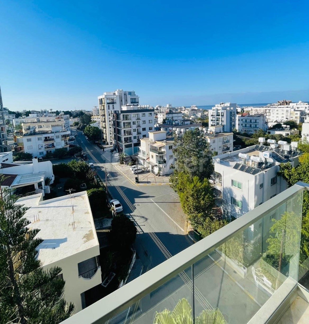 LUXURY 3+1 PENTHOUSE FOR SALE IN THE CENTER OF CYPRUS GİRNE ** 