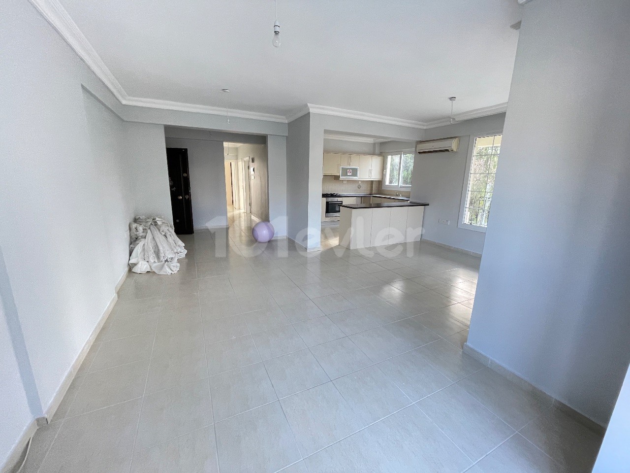 Flat For Sale in Alsancak, Kyrenia