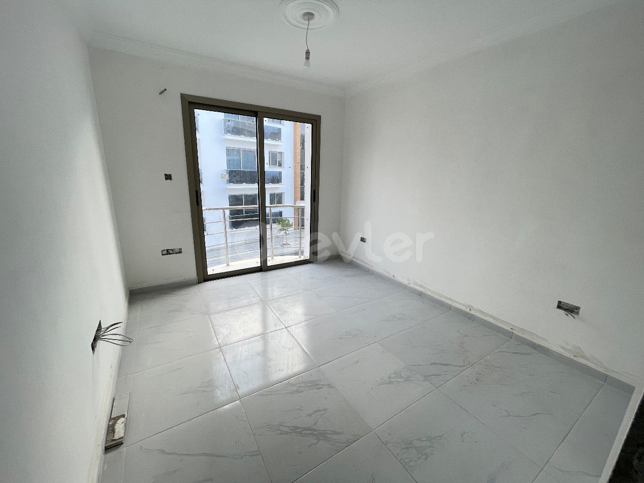 KIBRIS GİRNE ALSANCAK BÖLGESİNDE 2+1 SATILIK DAİRE