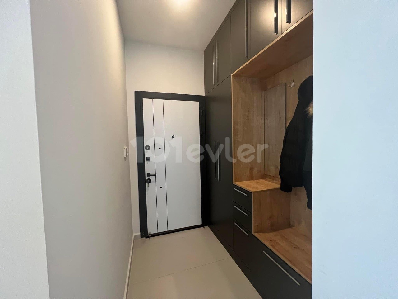 Flat To Rent in Girne Merkez, Kyrenia