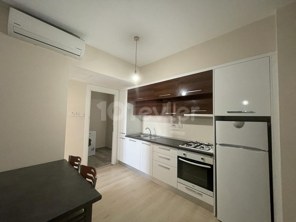 KIBRIS GIRNE MERKEZDE 1+1 KİRALIK DAİRE