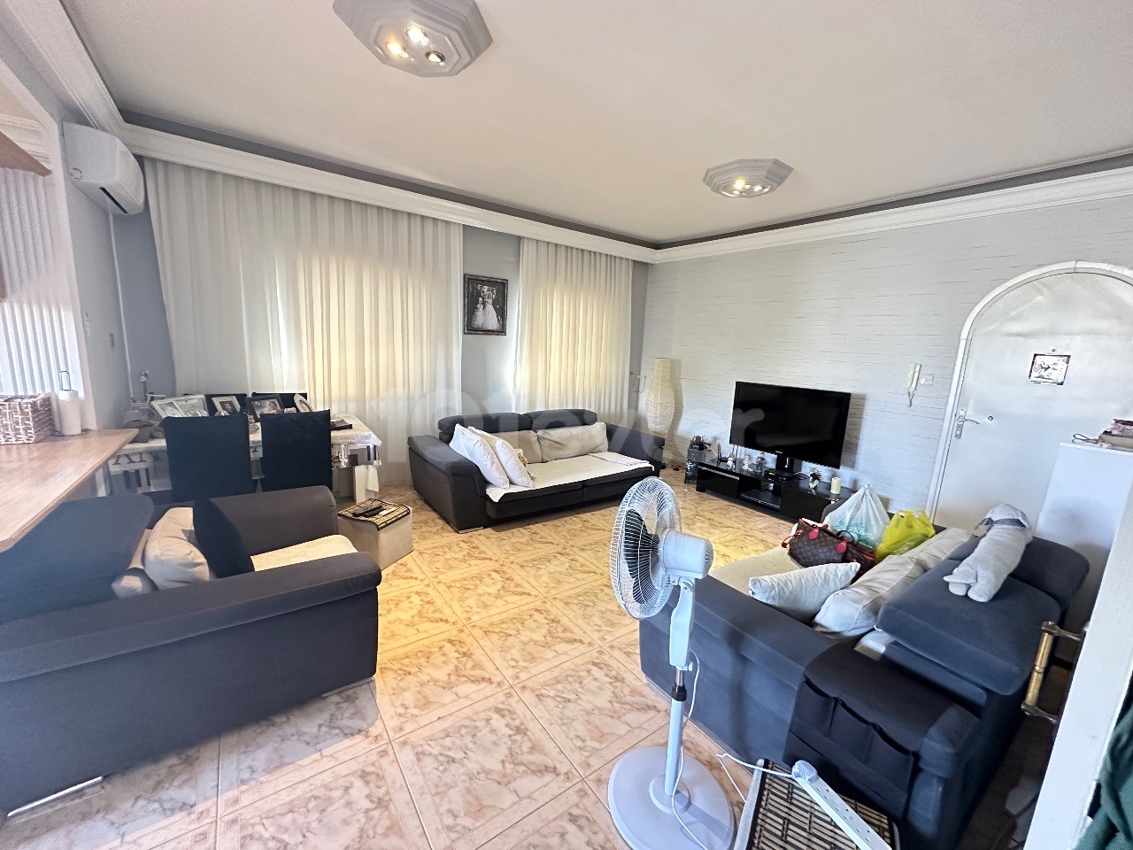 2+1 FLAT FOR SALE IN CYPRUS KYRENIA CENTER