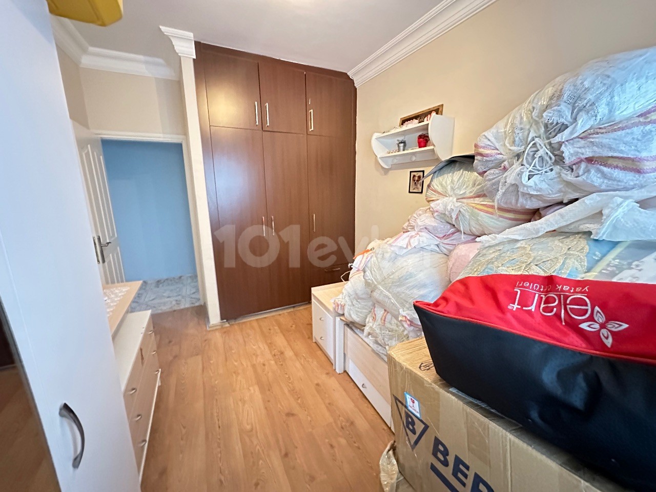 2+1 WOHNUNG ZUM VERKAUF IN ZYPERN KYRENIA CENTER