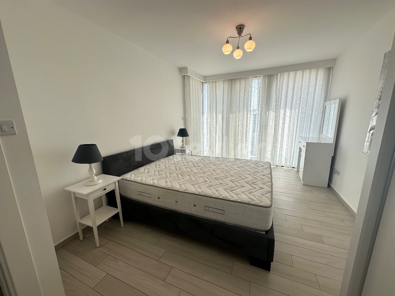 2+1 WOHNUNG ZU VERMIETEN IM ZYPERN KYRENIA CENTER