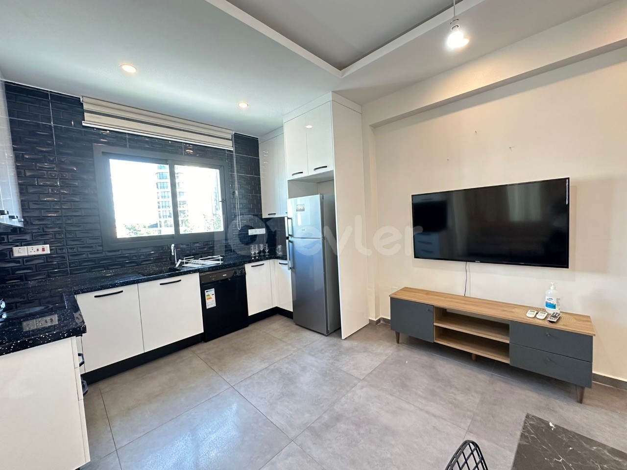 1+1 FLAT FOR RENT IN CYPRUS KYRENIA CENTER