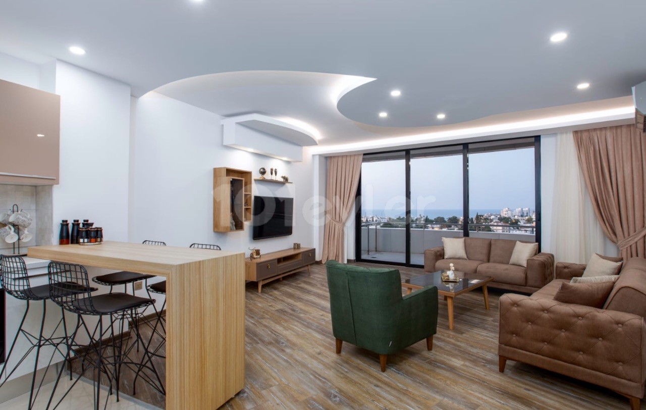 2+1 PENTHOUSE ZU VERMIETEN IM ZYPERN KYRENIA CENTER