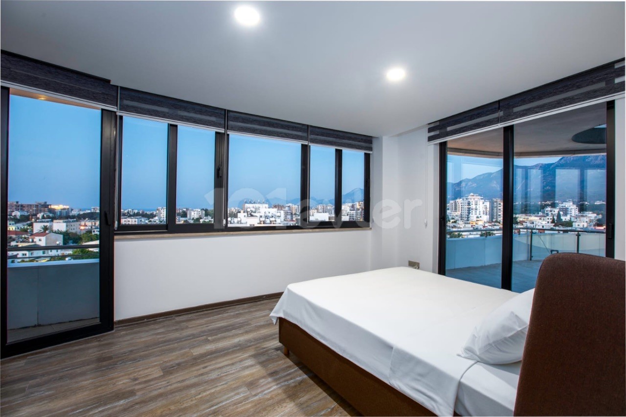 2+1 PENTHOUSE ZU VERMIETEN IM ZYPERN KYRENIA CENTER