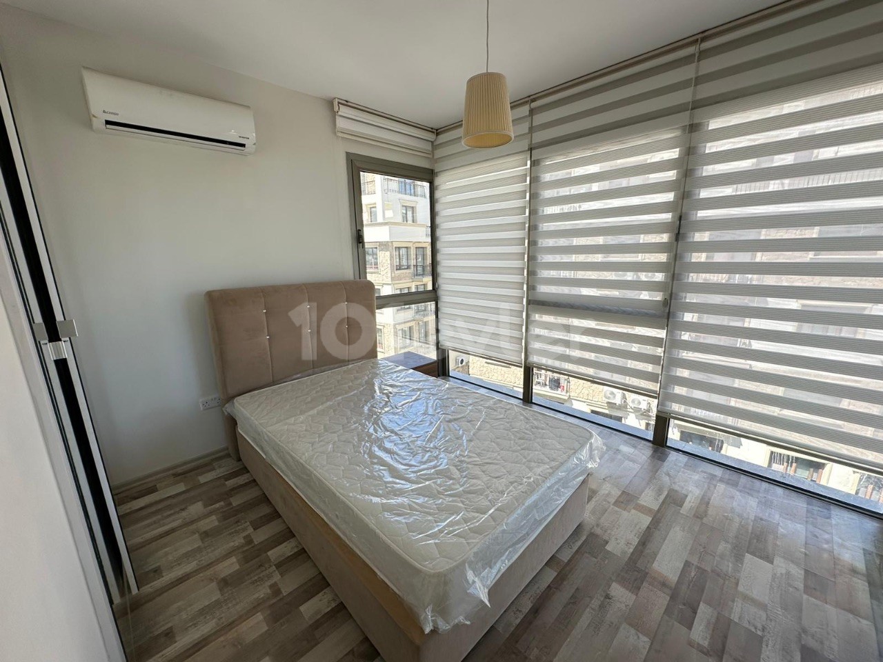 2+1 WOHNUNG ZU VERMIETEN IM ZYPERN KYRENIA CENTER