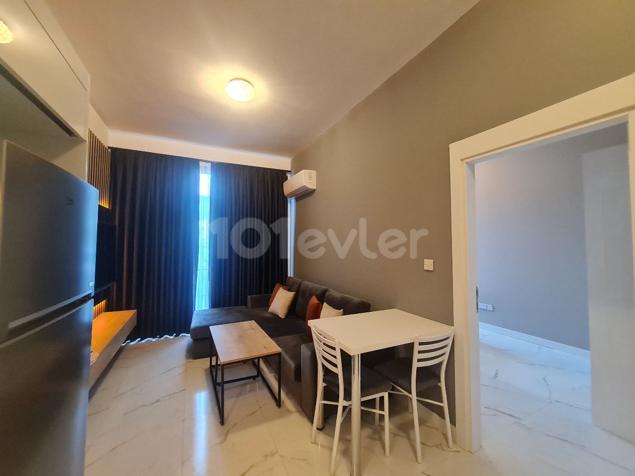 Flat To Rent in Alsancak, Kyrenia