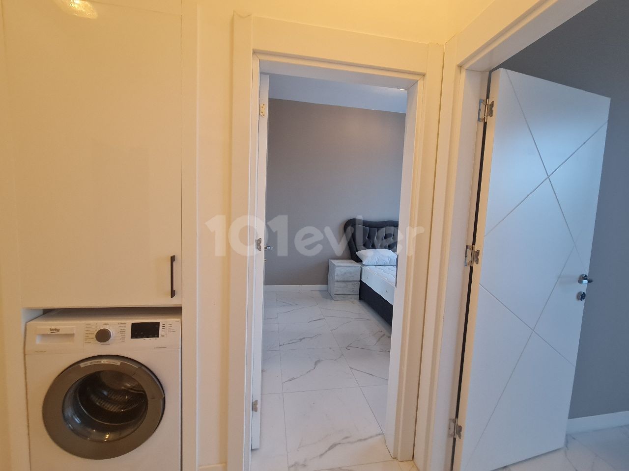 Girne Alsancak Bölgesi Lux Esyalı Kiralık 2+1 Daire