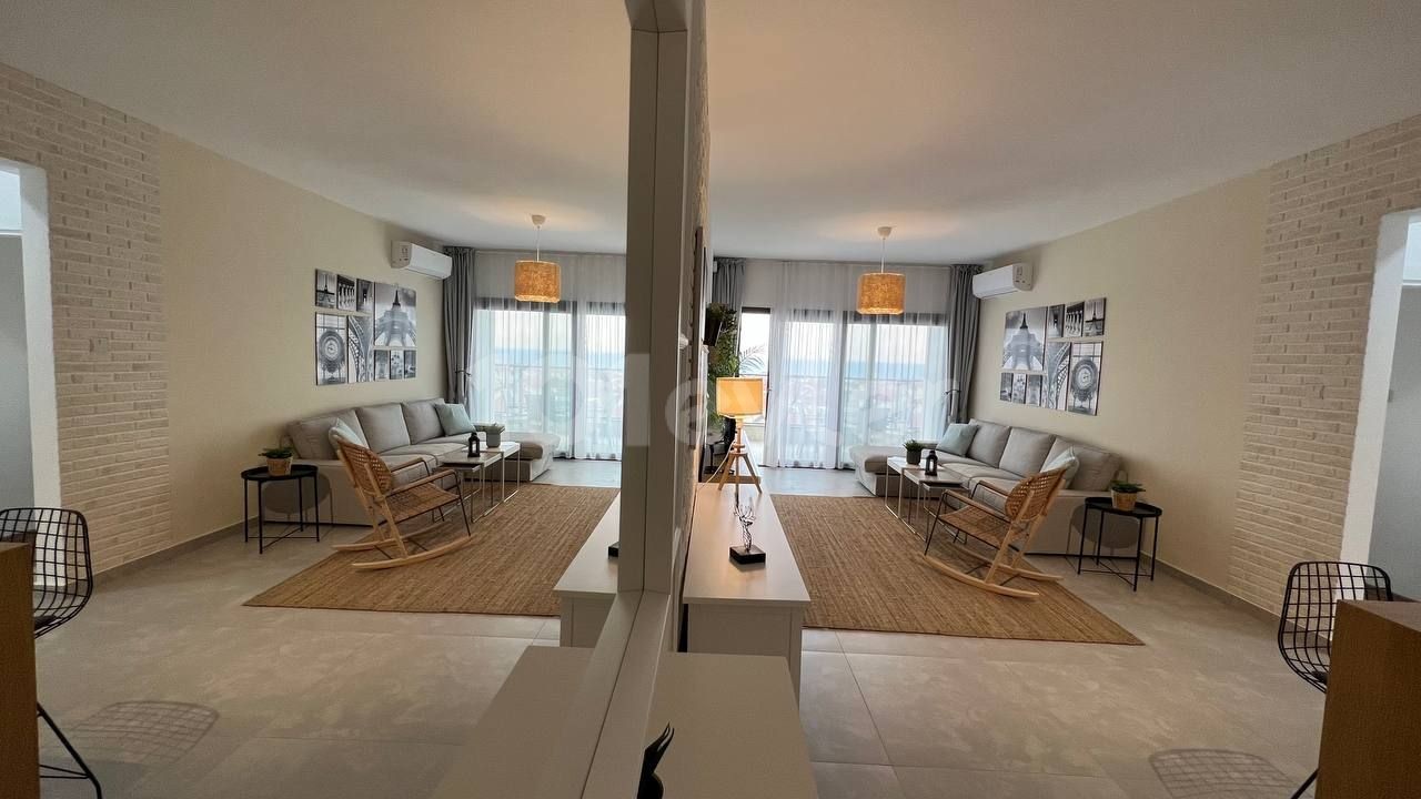 A Marvelous 2+1 Appartment With All Facilities In Long Beach Caesar Resort