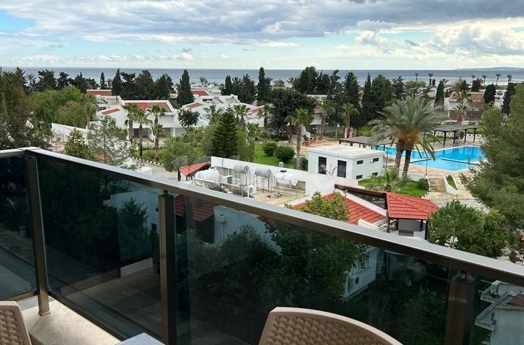 Wunderschöne 2+1 mit Meerblick in Long Beach, alle Steuern bezahlt und voll möbliert