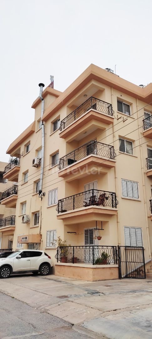 Unglaublicher Preis für diese komplett möblierte 3+1-Wohnung in Famagusta