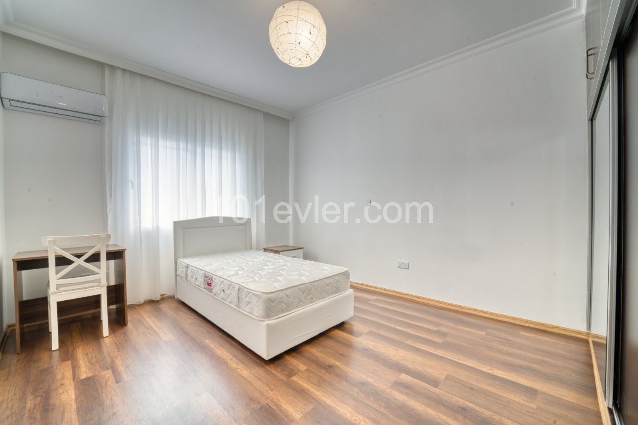 Flat To Rent in Kumsal, Nicosia