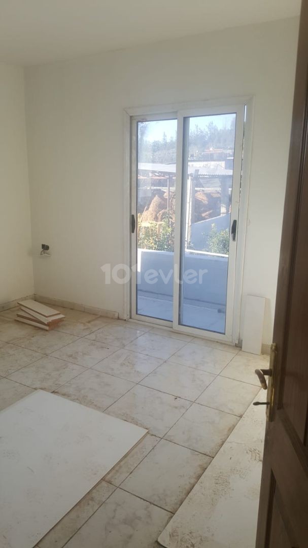 HASPOLATTA  SATILIK  MANDIRA  VE  2 ADET  3+1    DAİRE