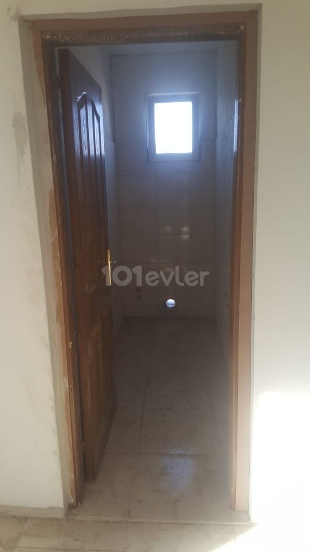 HASPOLATTA  SATILIK  MANDIRA  VE  2 ADET  3+1    DAİRE