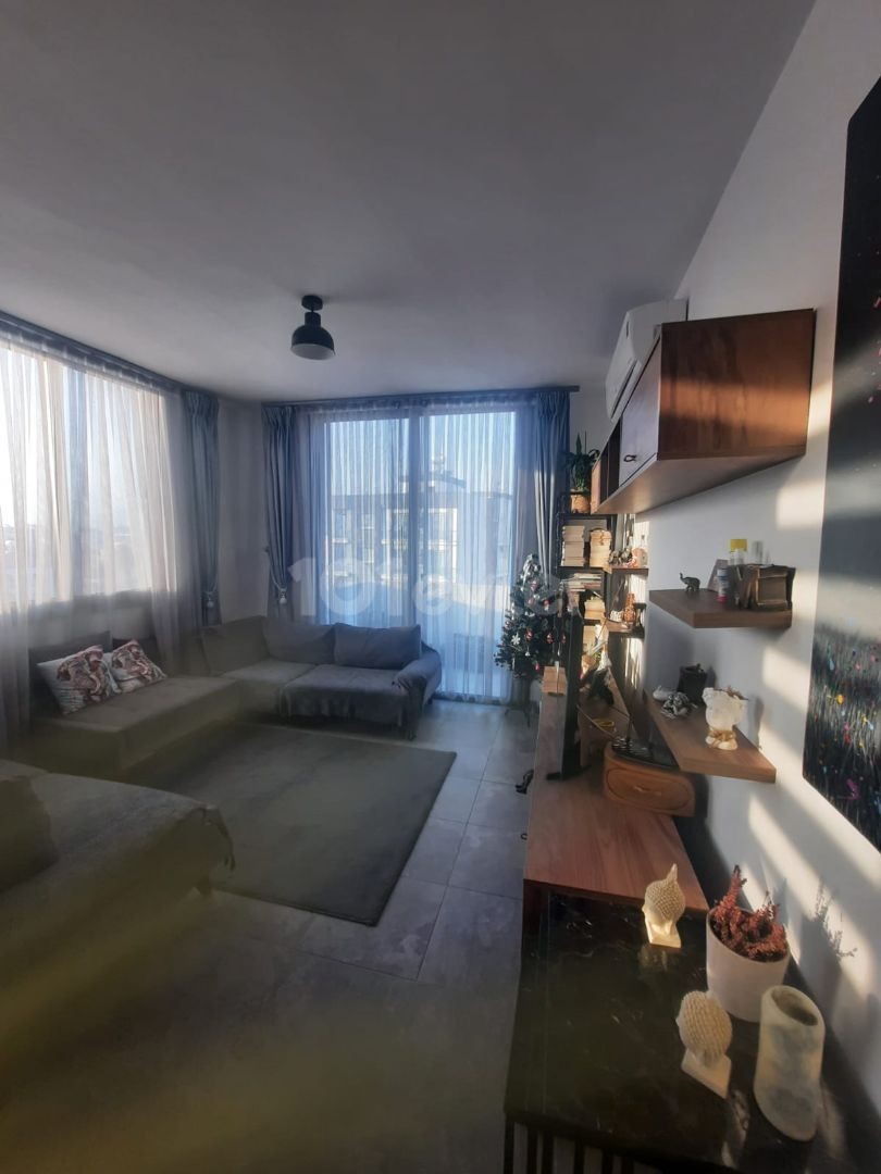 بنتهاوس للبيع 2+1 PENTHOUSE-WOHNUNG ZU VERKAUFEN IN GÖNYELI