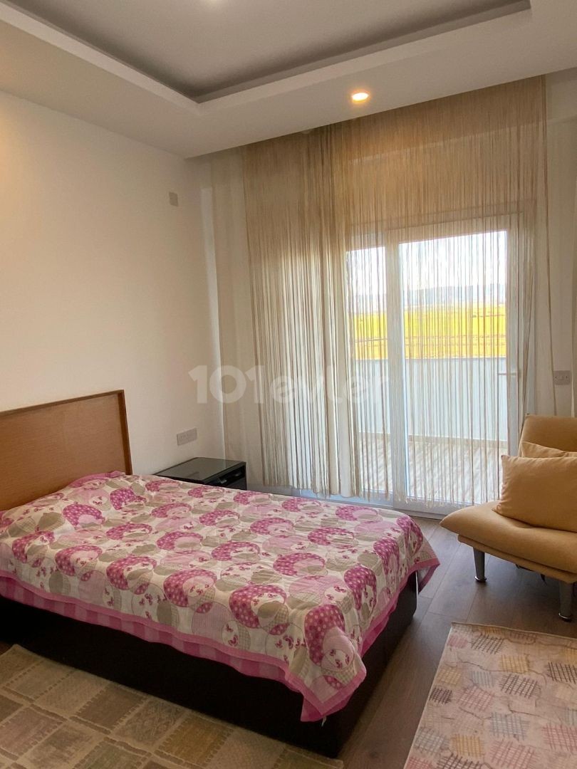 Long Beach'te kiralık 2+1 800£