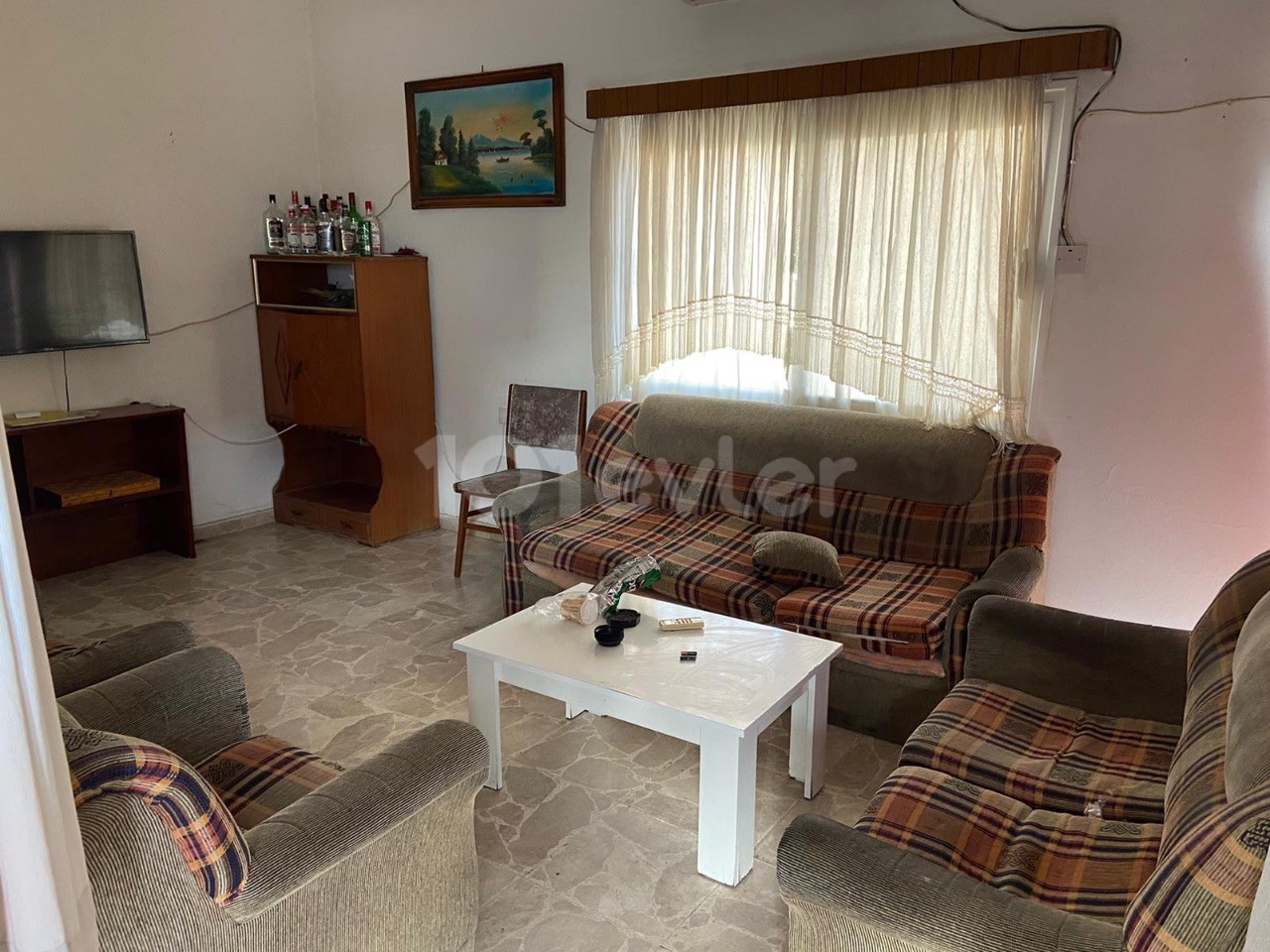 2+1 in salamis area,300$