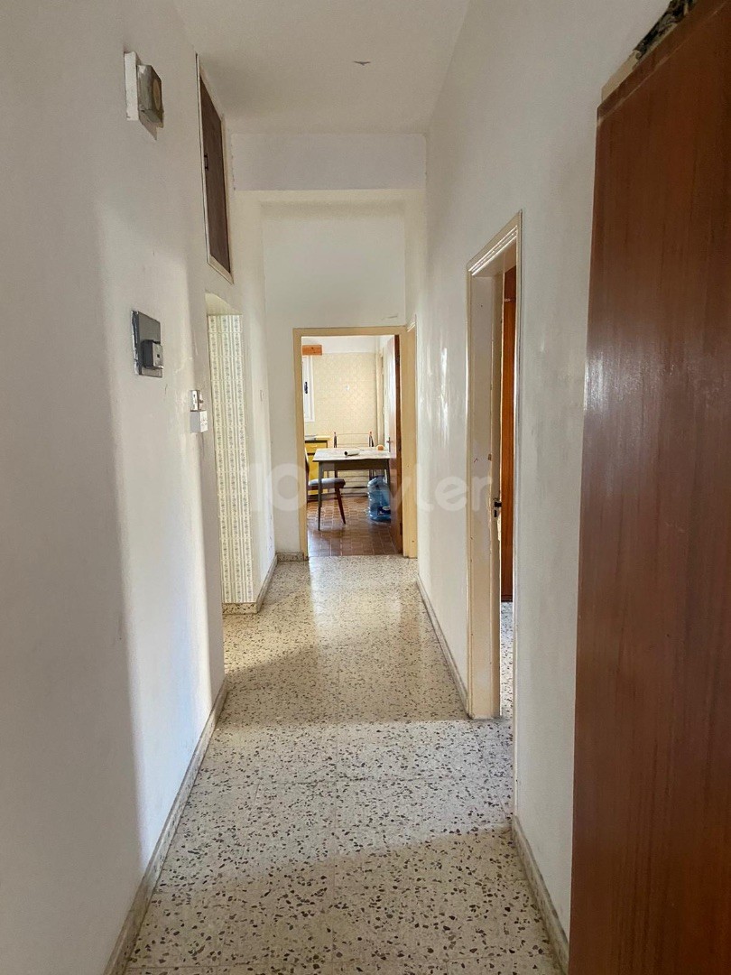 2+1 in salamis area,300$