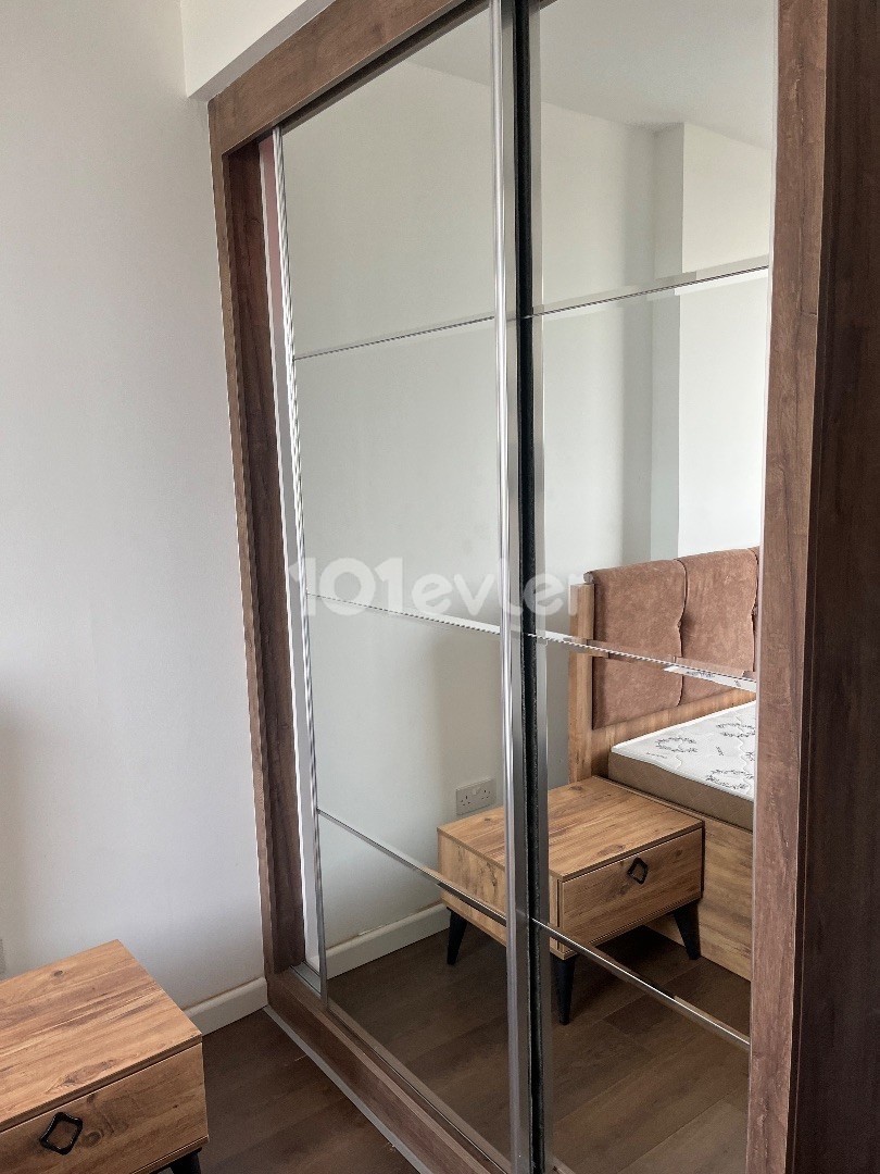 Luxury 1+1 flat in salamis ,450$ monthly year or 4months contract 