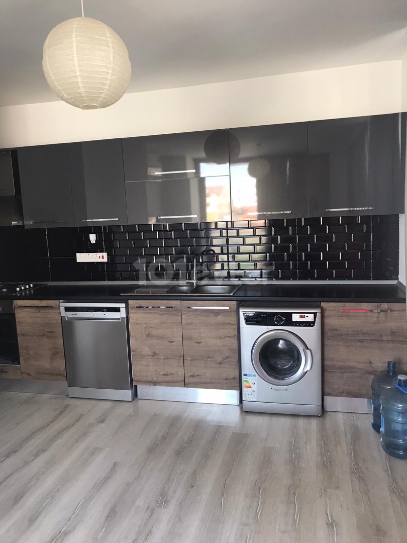 Clean and great 2+1 unit in uptown,600$