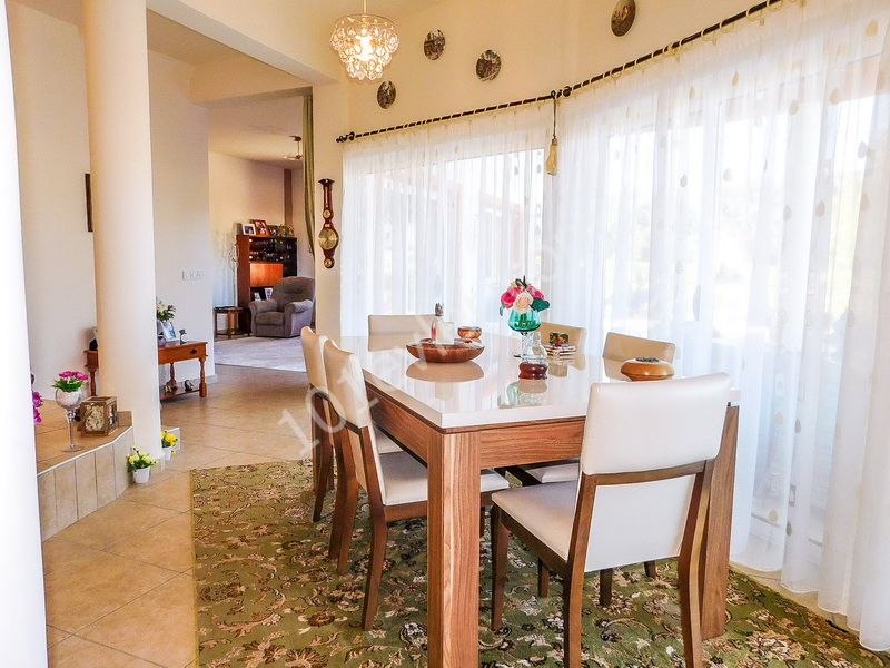 1 Hektar Land in Kyrenia Alsancak, 4+1 Villa mit privatem Pool ** 