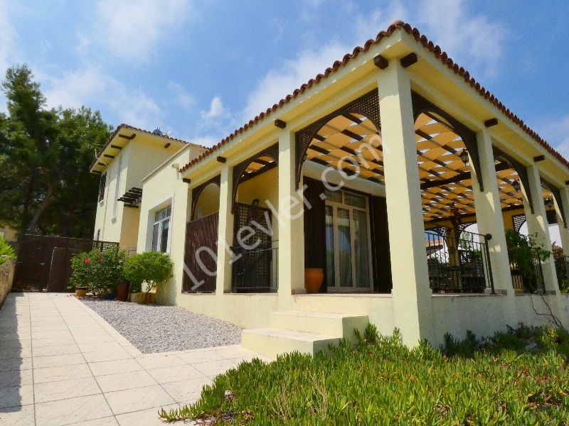 3 + 1 Turkish Title Lux Villa с частным бассейном в Чаталкёй, КИРЕНИЯ ** 