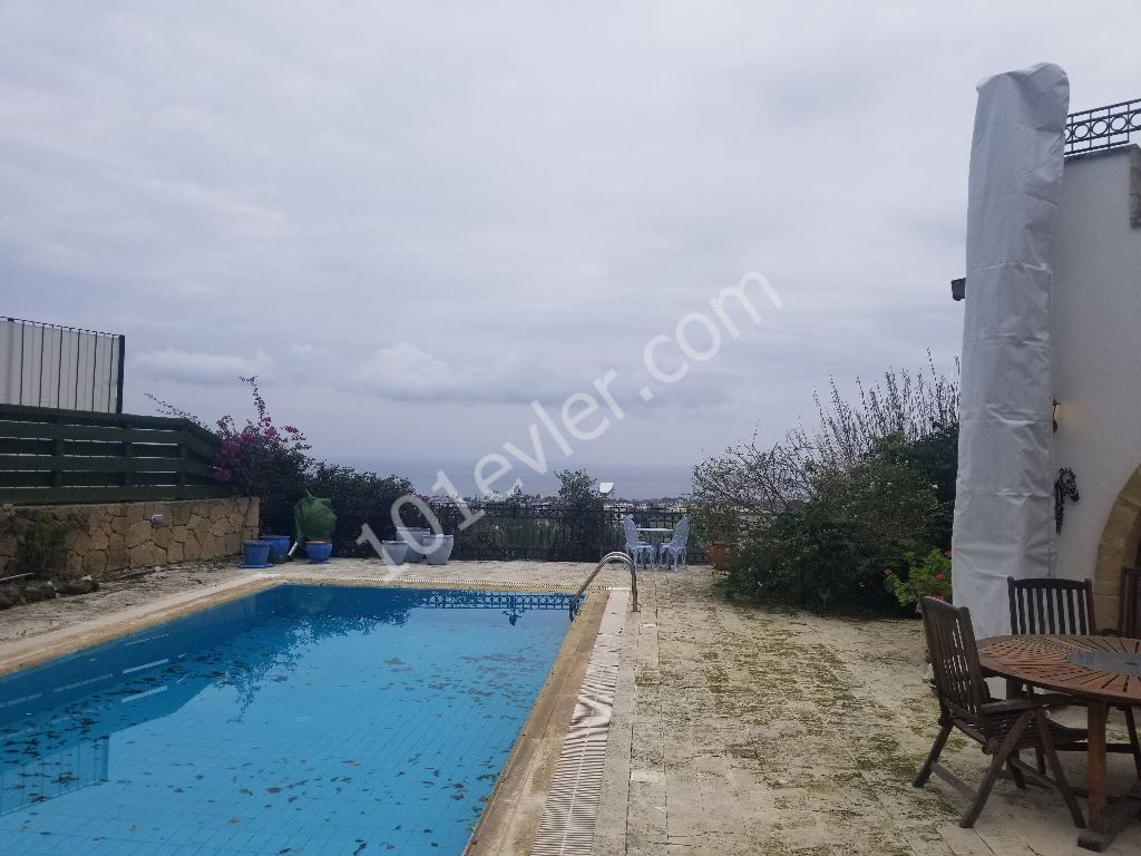 Villa For Sale in Alsancak, Kyrenia