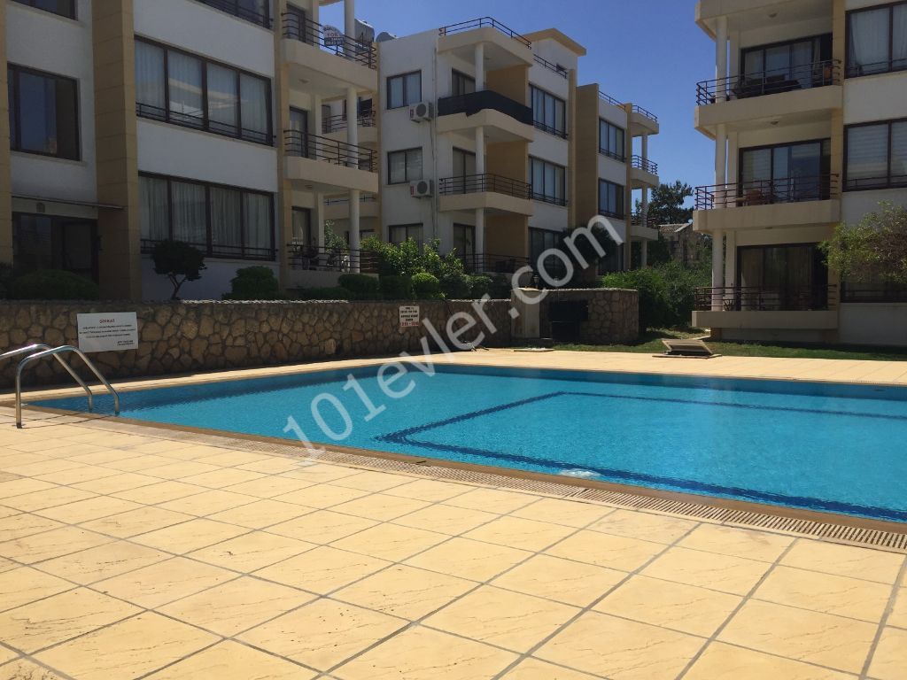 GUT FÜRS DARLEHEN ... 3+1 Villa mit privatem Pool in Kyrenia Lapta-geeignet für Bankkredite ** 