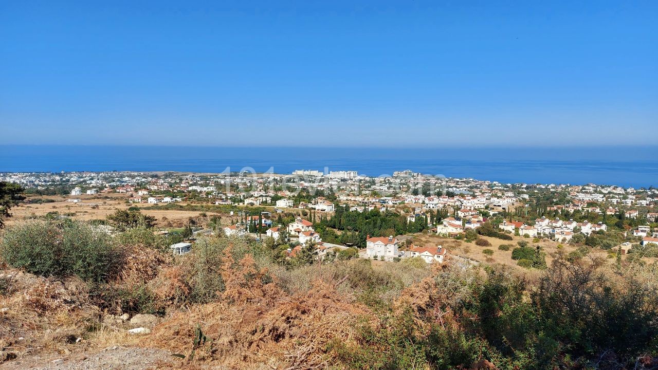 Mühteşem manzaraya sahip satılık arsalar. Yeşiltepe, Girne