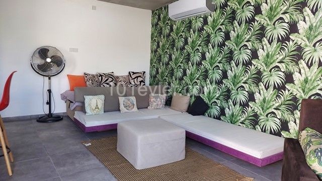 ⭐TEK YETKILI⭐ Girne Alsancak Escape Bölgesin de Denize 100m. Mesafede Tek katlı bungalow + Yardımcı Ev -Banka Kredisine Uygundur