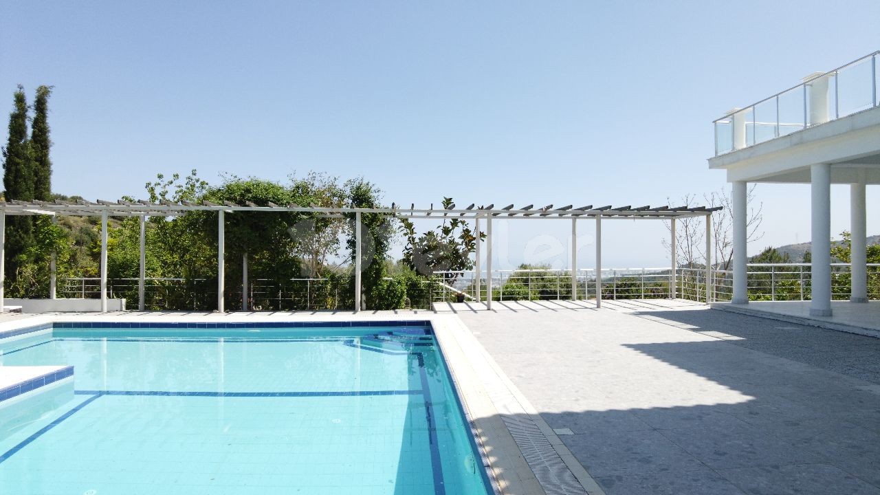⭐SOLE AGENT ⭐ Luxury Villa