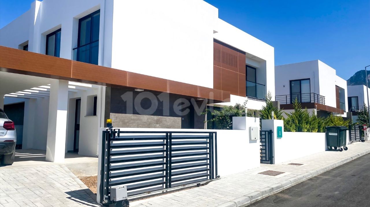 3+1 and 4+1 Luxury Villas in the center of Kyrenia