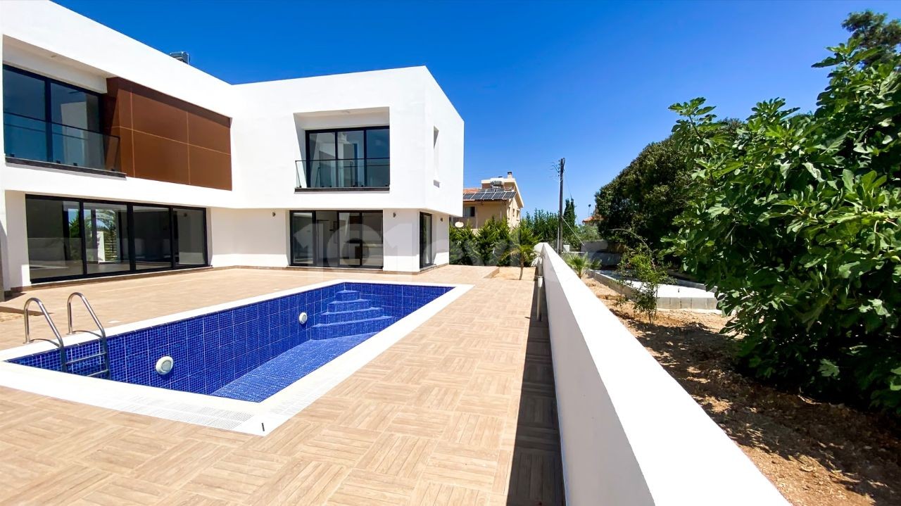 3+1 and 4+1 Luxury Villas in the center of Kyrenia