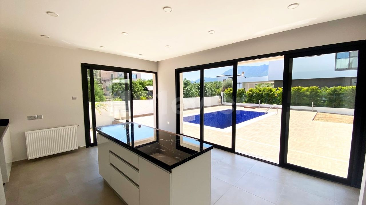 3+1 and 4+1 Luxury Villas in the center of Kyrenia