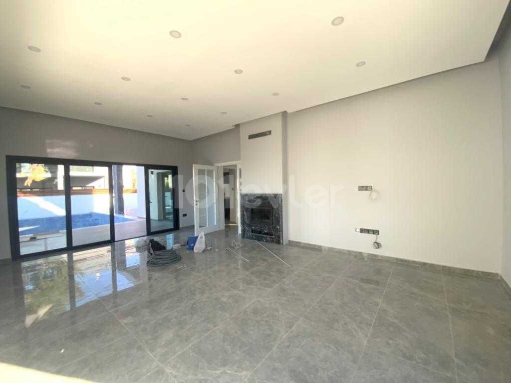 5 Bedroom Luxury Villa for Sale in Kyrenia