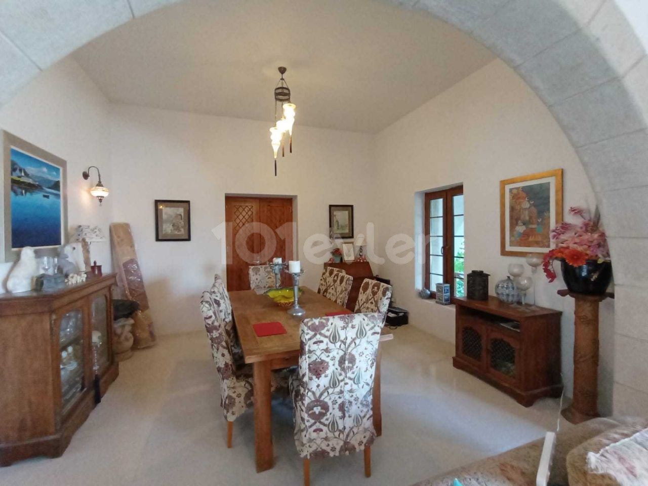 Villa mit 3 Schlafzimmern zum Verkauf in Ozanköy, Kyrenia