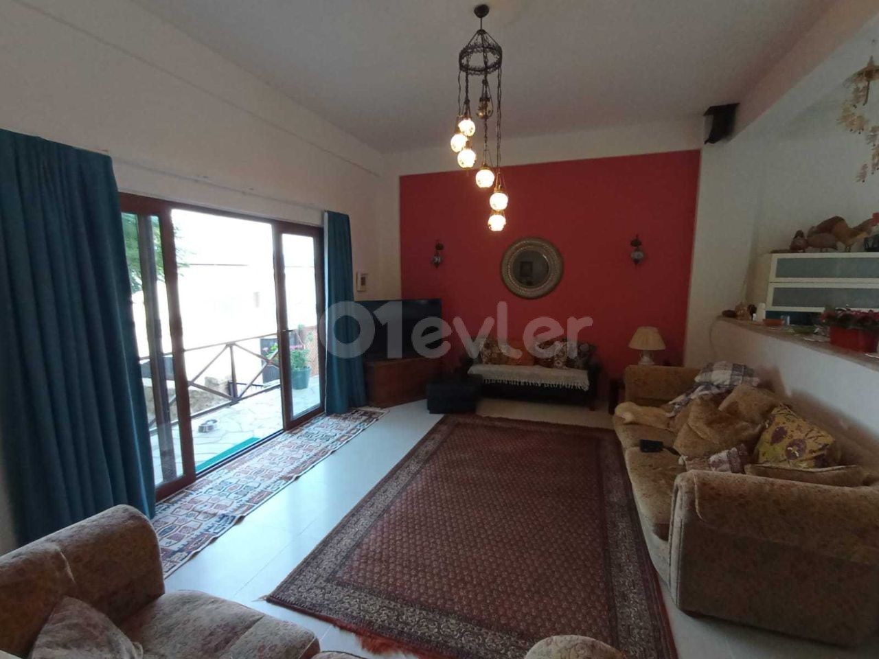 Villa mit 3 Schlafzimmern zum Verkauf in Ozanköy, Kyrenia