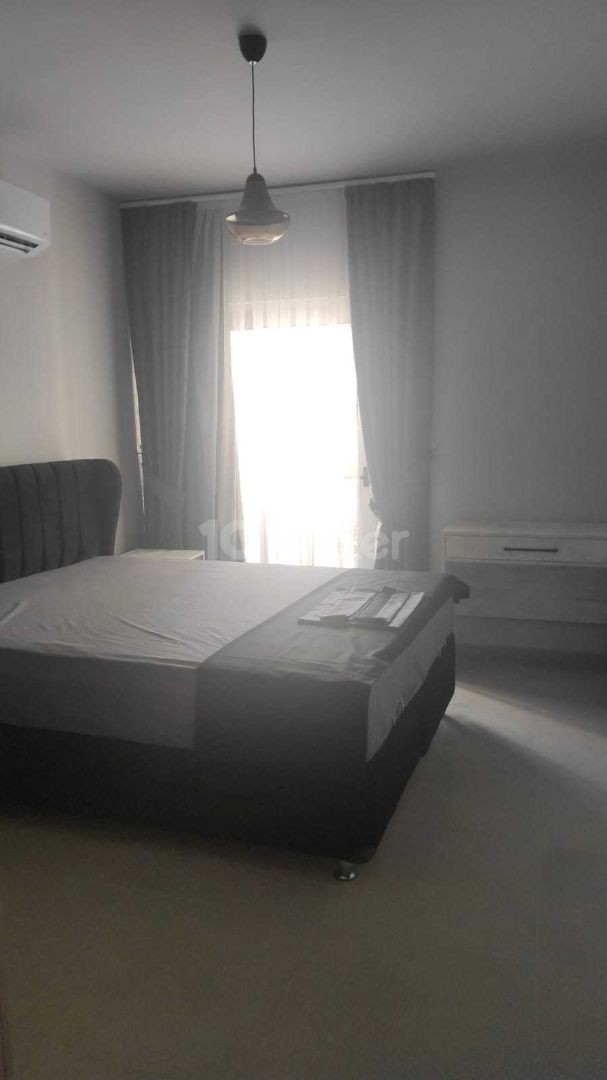 Girne'de satılık 2 yatak odalı daire
