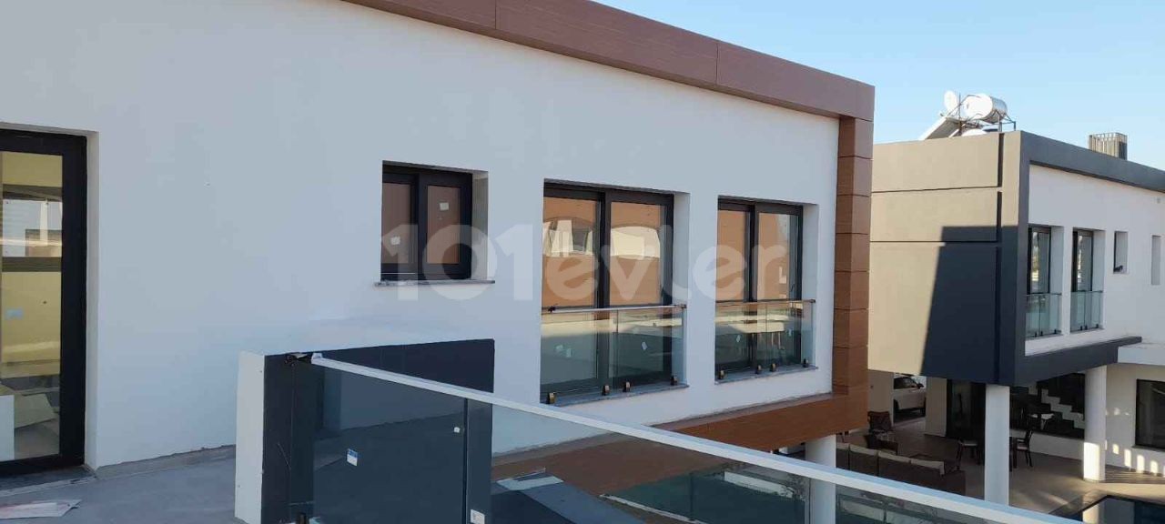 Villa mit 3 Schlafzimmern zum Verkauf in Famagusta