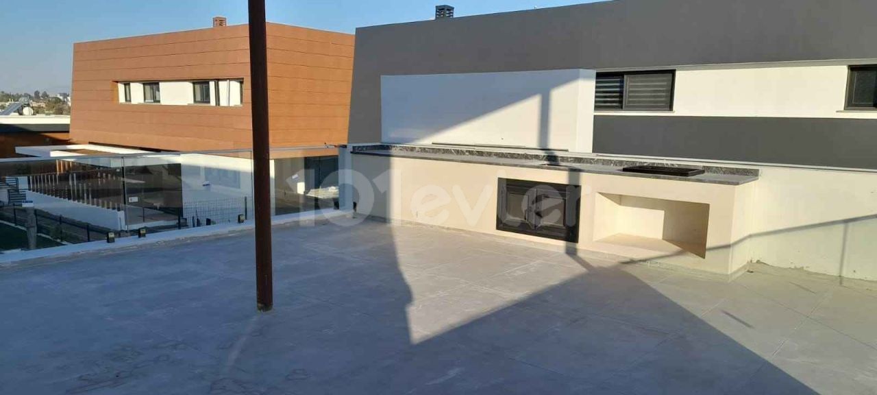 Villa mit 3 Schlafzimmern zum Verkauf in Famagusta